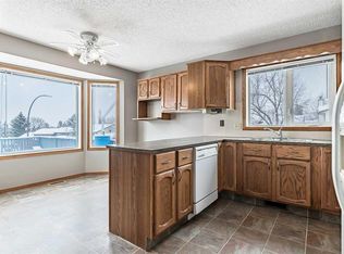 104 W Macewan Meadow Way NW, Calgary, AB T3K3H8