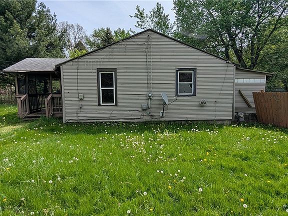 2nd image of 622 Caldwell Ave