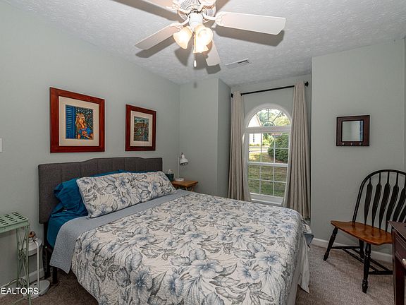 5th image of 4225 Macbeth Way