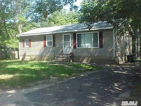 1st image of 15 Beach Ln