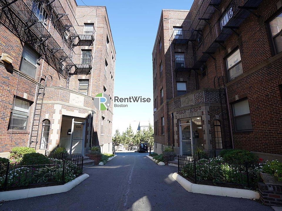 2nd image of 431A Broadway APT 35