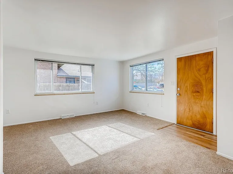 4820 Field Ct — Photo 10