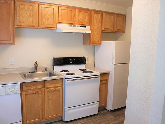 4th image of 3253 84th St S