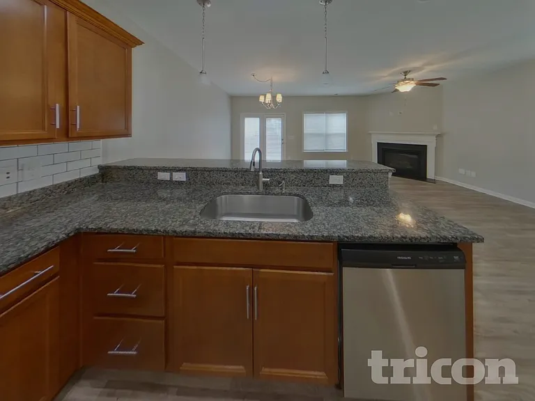 9 Routhland Ct — Photo 8