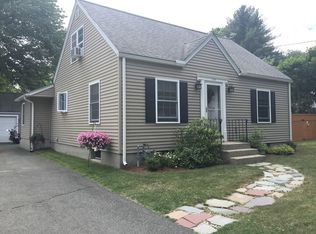 128 Berkshire Dr, Westfield, MA 01085