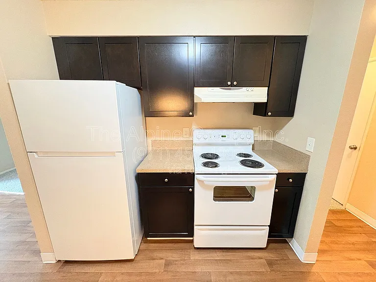 17890 SW Alexander St #7 — Photo 5