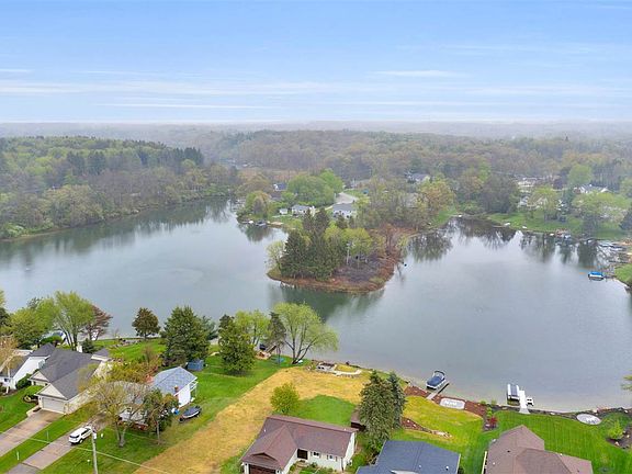 5th image of 11616 Bradley Dr