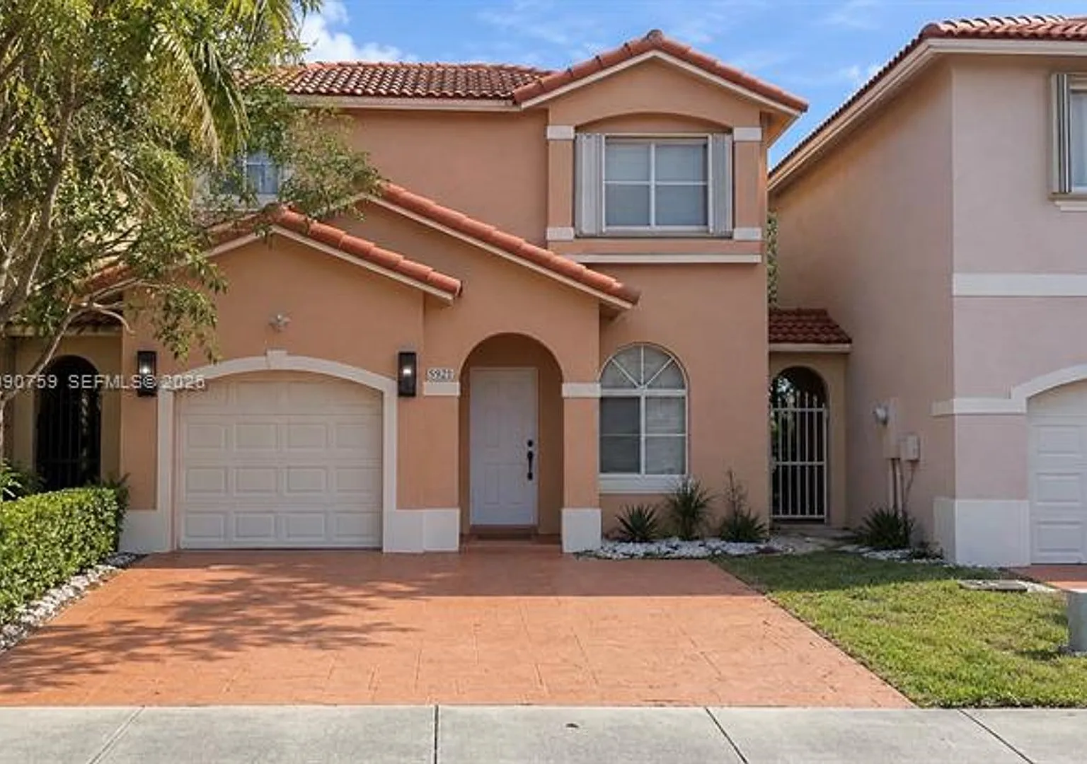 5921 SW 162nd Ct th 5921, Miami, FL 33193 — Photo 2