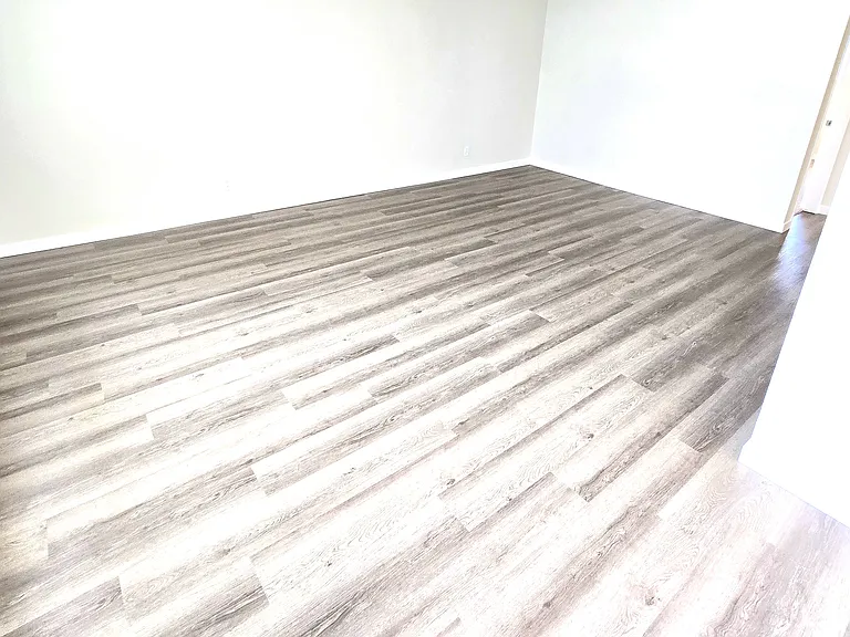 2974 Sherwin Ave — Photo 9