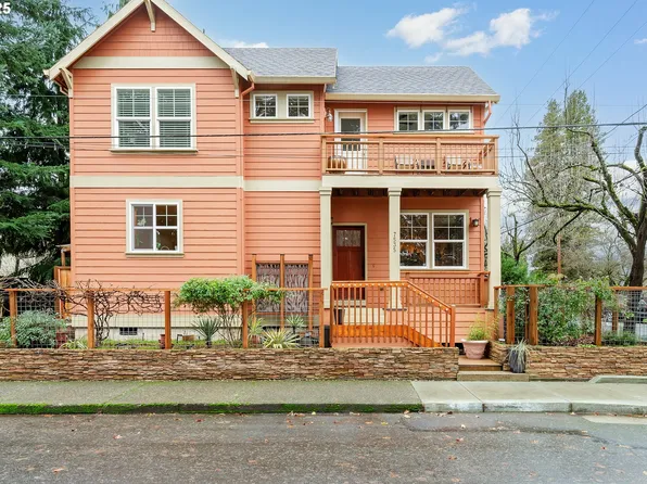 7535 SE Harrison St, Portland, OR 97215