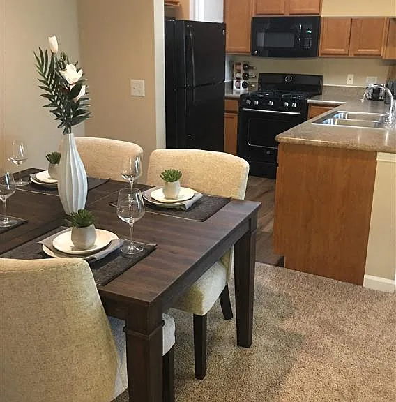 Remington Apartment Homes — Photo 17