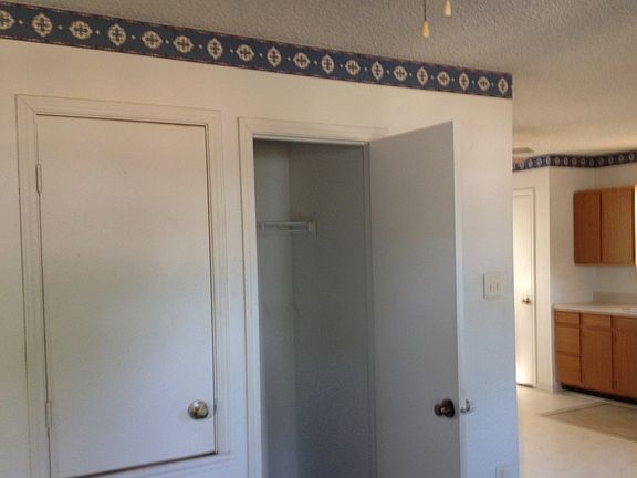 LR H/AC & utility closets  