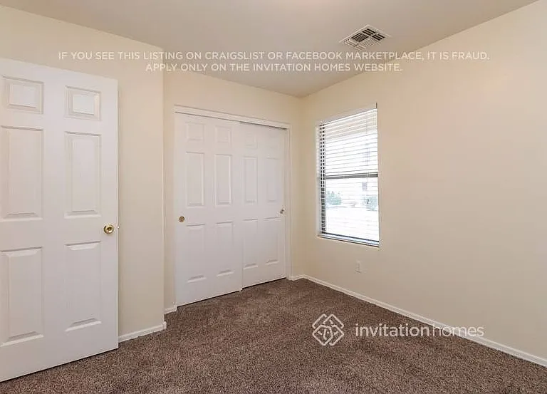 2282 E Meadow Chase Dr — Photo 15