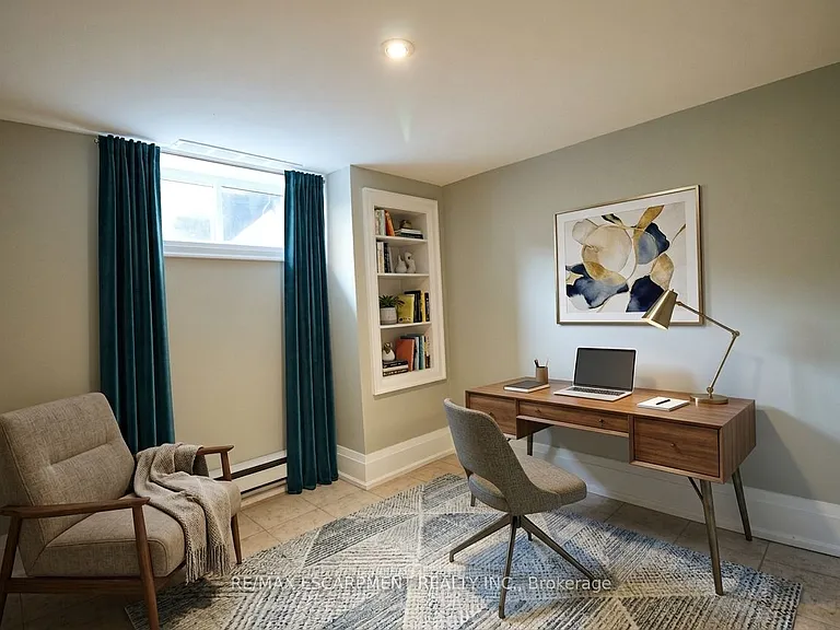 70 Spadina Ave #3 — Photo 9