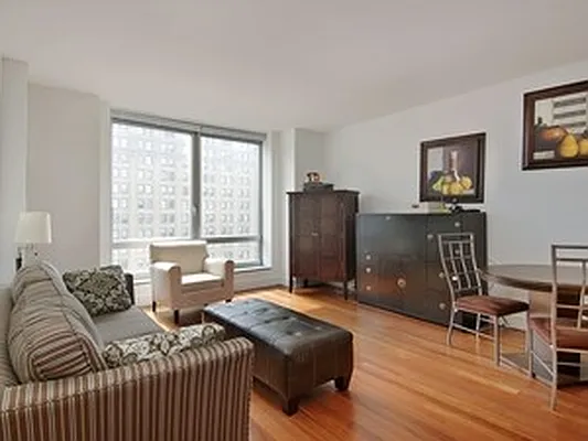 Rented by Corcoran | media 8