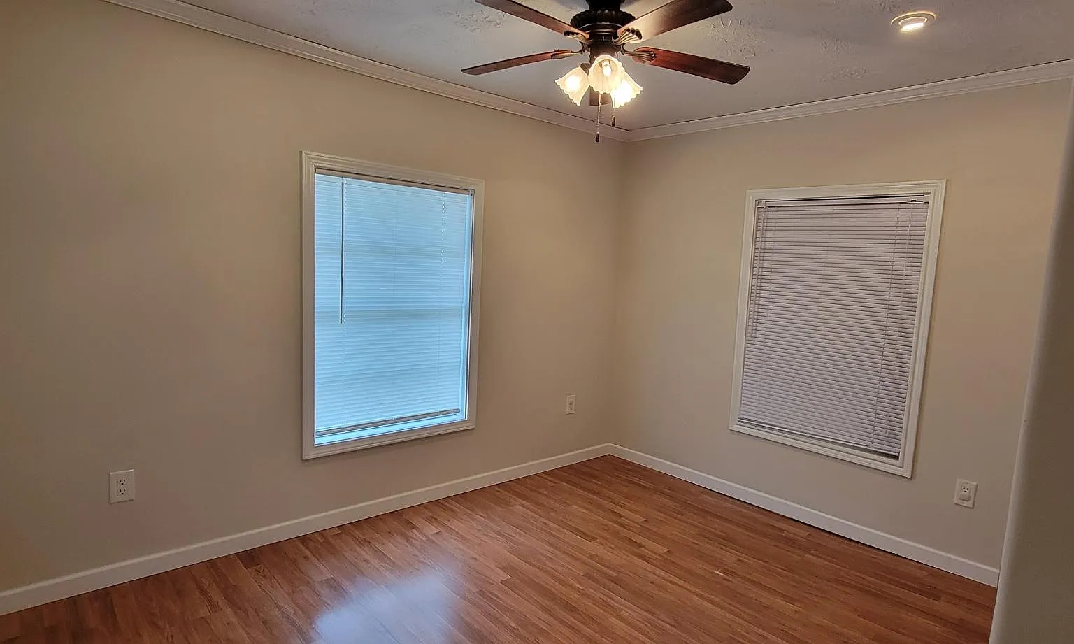 2 bed, 1100 sqft, $1,500 — Photo 4