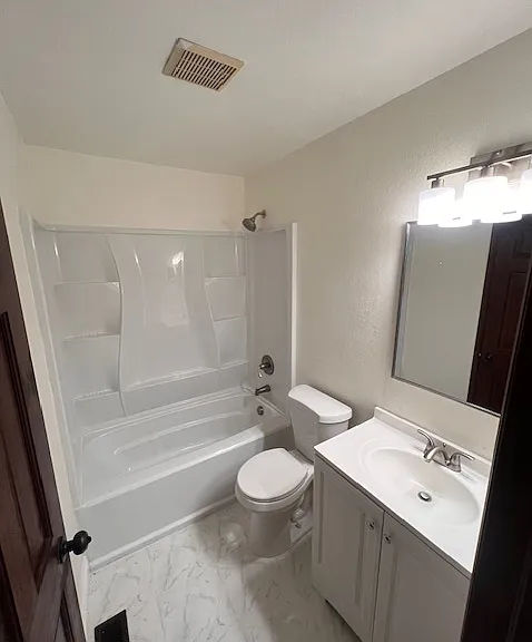 810 S Vance St #A — Photo 9