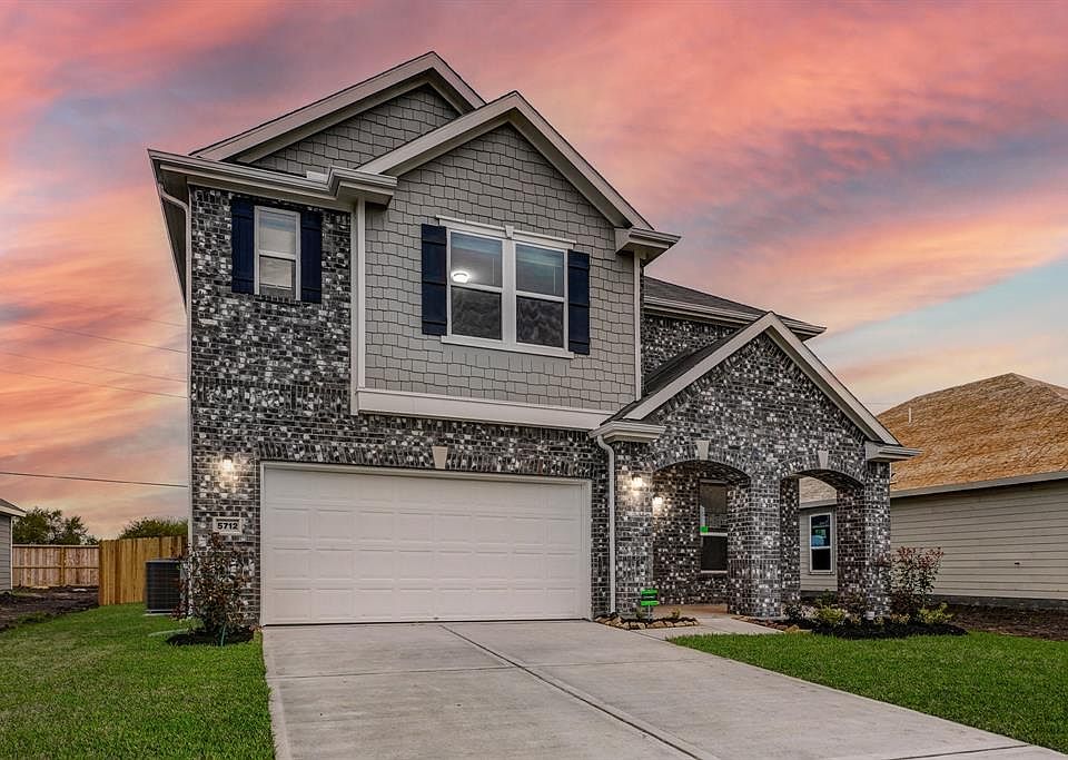1st image of 5712 Bluebonnet Ln