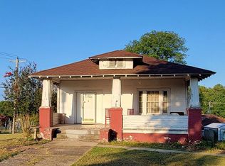 14 Maple St, Great Falls, SC 29055