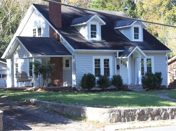 447 W Main St, Jonesville, NC 28642