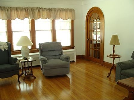 Living Room w/Fireplace