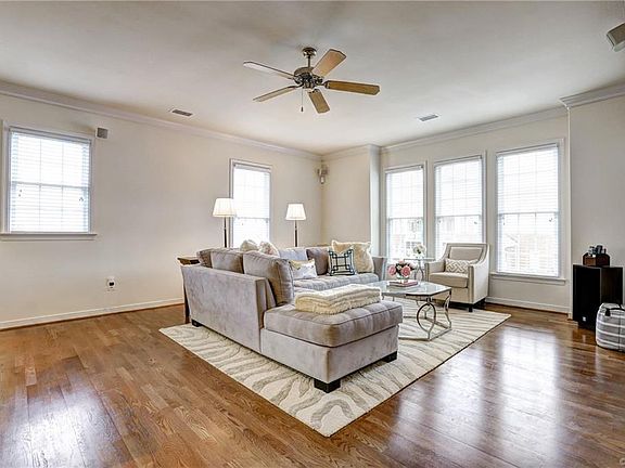 3rd image of 4126 San Marco Dr