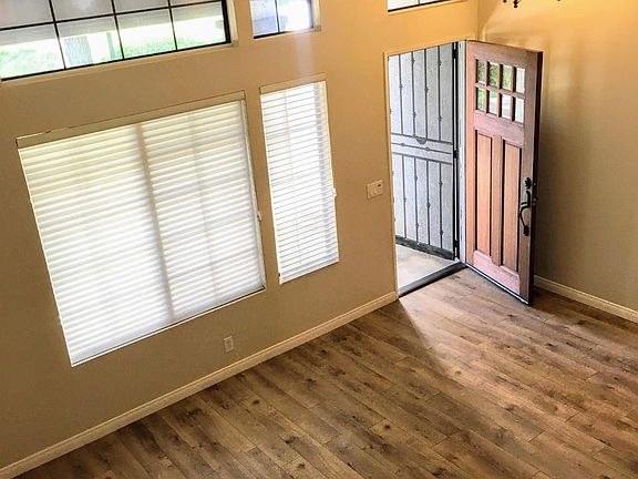 4th image of 3622 Mission Mesa Way