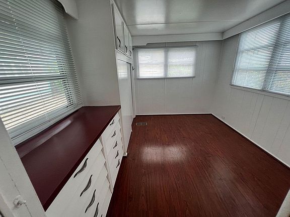 4th image of 3911 Castro Valley Blvd #73