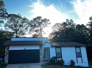 4907 Wycliffe Dr SW, Stone Mountain, GA 30087
