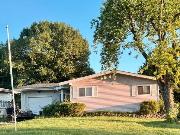 340 Malone Dr, Saint Louis, MO 63129