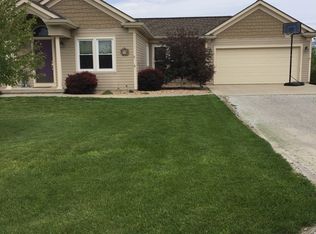 900 W 8th St, Wilber, NE 68465