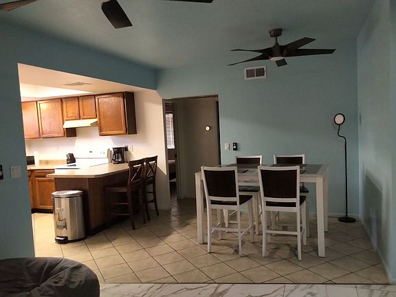 3rd image of 418 W Pebble Beach Dr
