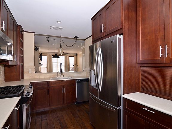 3rd image of 3415 McFarlin Blvd #A1
