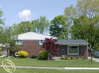 1st image of 32750 Winona St