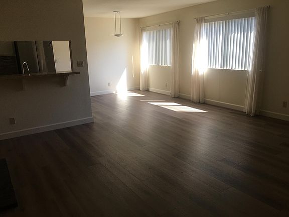 2nd image of 476 E Santa Anita Ave #H