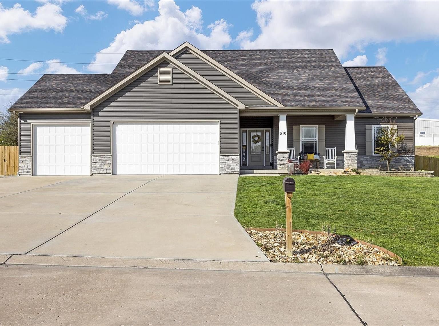 510 Oakbluff Ct, Troy, MO 63379 Zillow