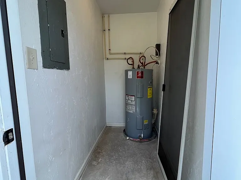 1569 Jacks Dr #A — Photo 33
