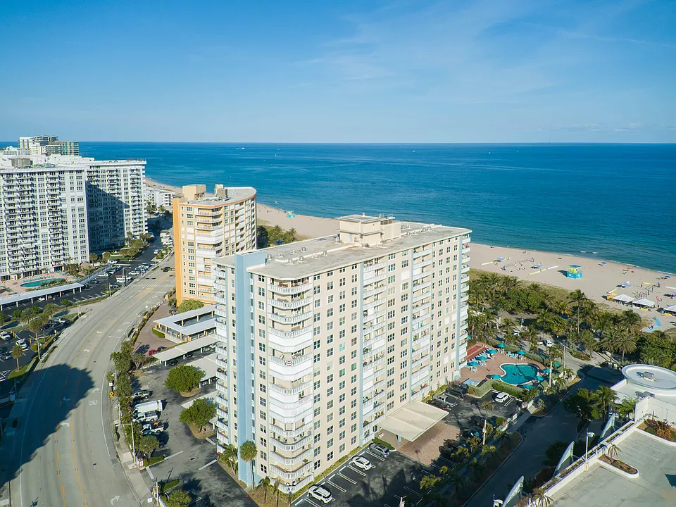 305 N Pompano Beach Blvd #5