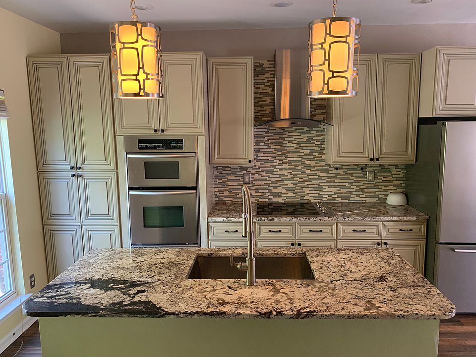 1st image of 9630 Blossom Hill Dr