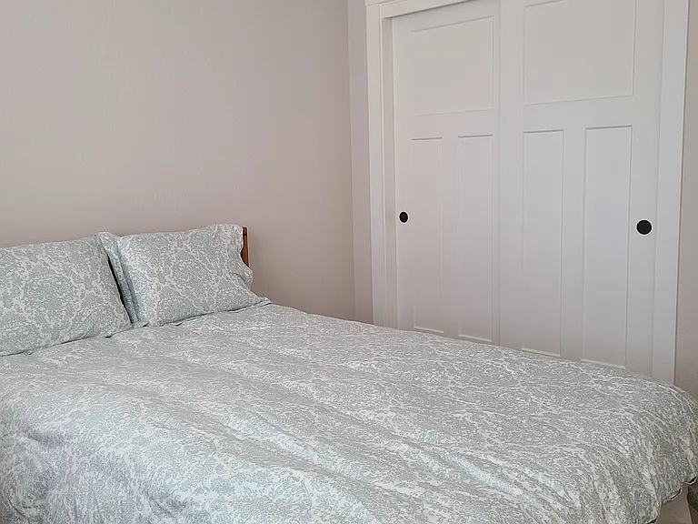 420 Village Ct — Photo 3