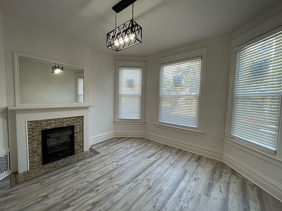 2nd image of 2521 N Murray Ave #2521