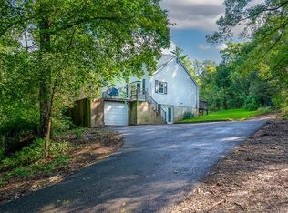 612 Chestnut Hill Rd, Killingly, CT 06241