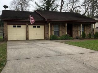632 Dogwood St, Lake Jackson, TX 77566