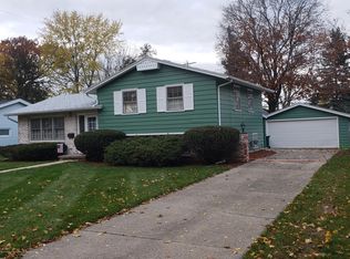 1628 Holly Way, Lansing, MI 48910