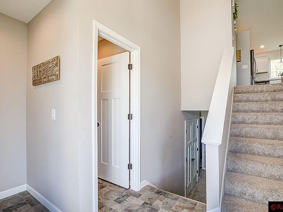 4th image of 105 Pelican Ct