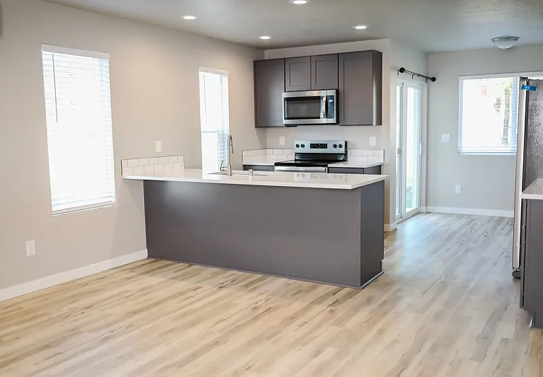 3001 E 36th Ave #1 — Photo 6