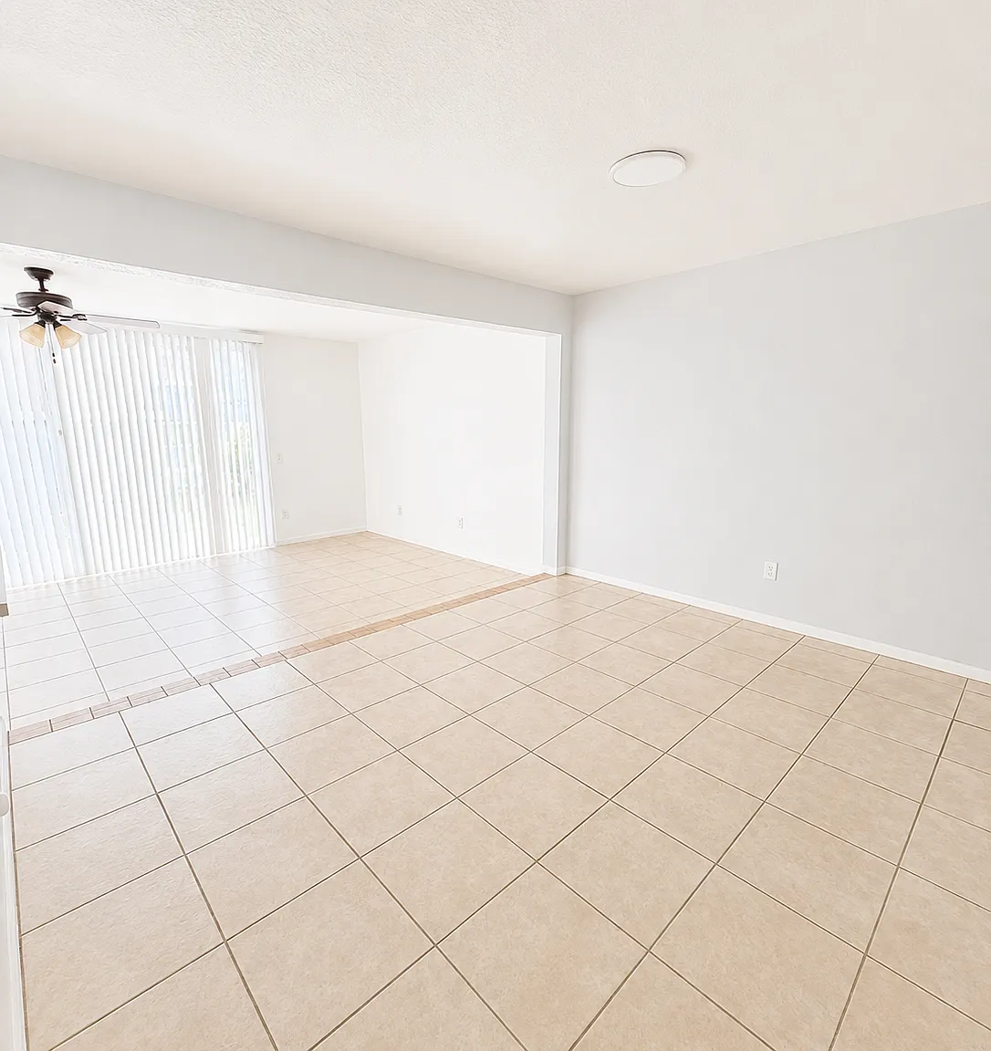 3 bed, 1600 sqft, $1,700 — Photo 3
