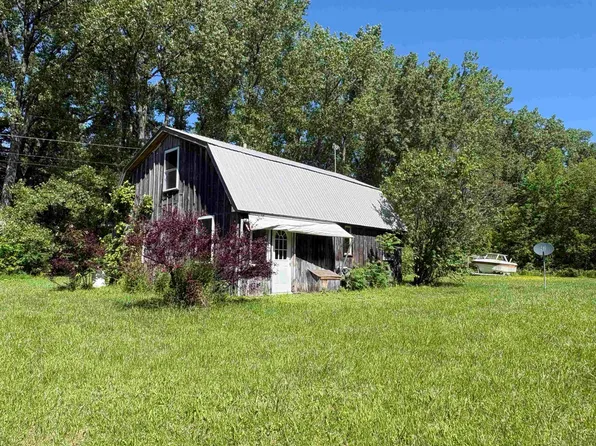 255 Canal Lane, North Hero, VT 05474
