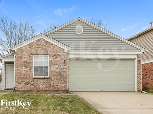 1947 Prairie Sky Ln, Greenwood, IN