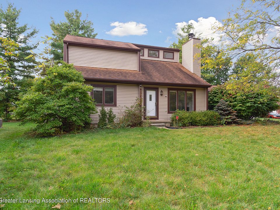 1st image of 2435 Seville Dr